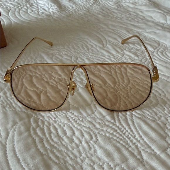 new Miu Miu Gold Aviator Sunglasses - Picture 5 of 6